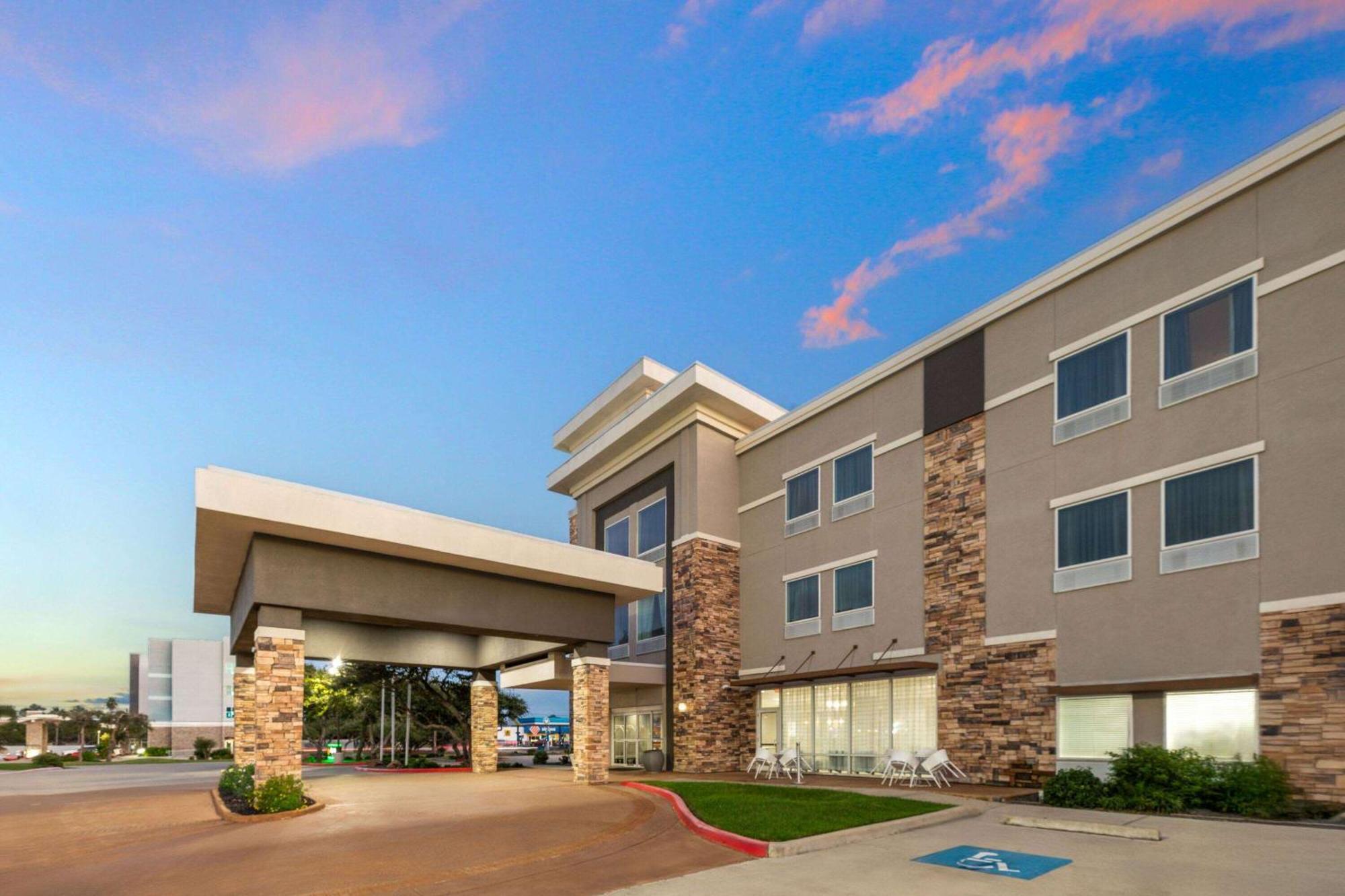 La Quinta By Wyndham Rockport - Fulton Hotel Ngoại thất bức ảnh